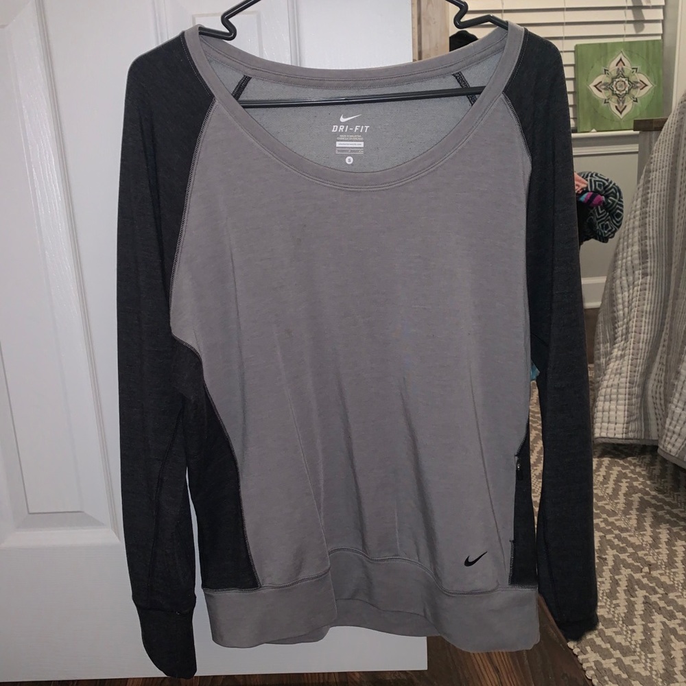 Nike Crew - Size Small